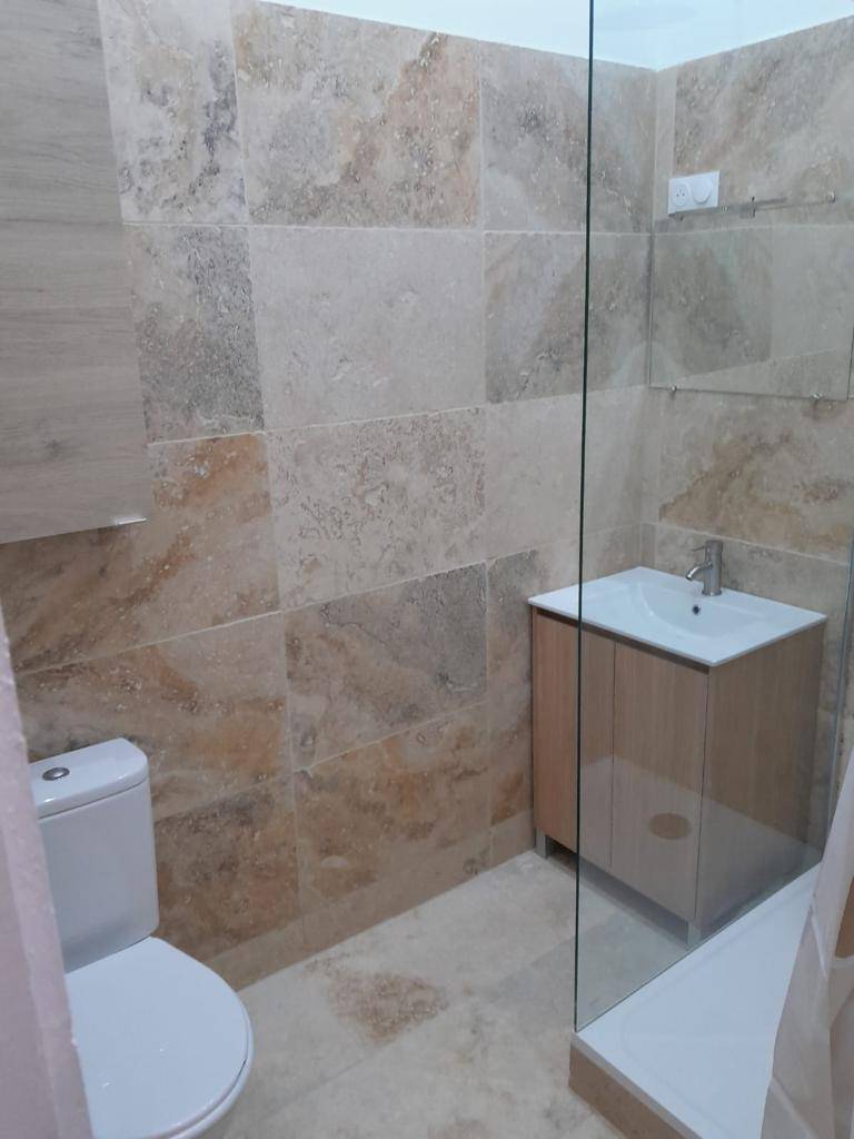 travertin salle de bain livraison toute la france